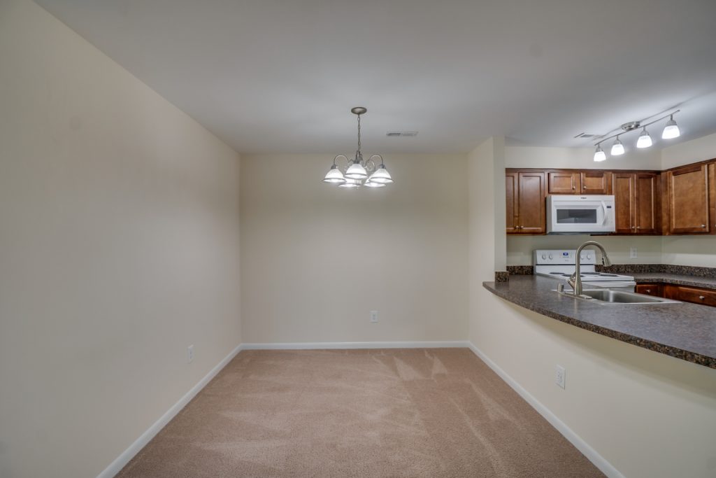 Oaks of Woodlawn Apartments