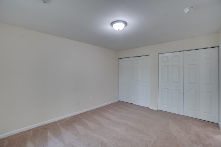 Oaks of Woodlawn Apartments