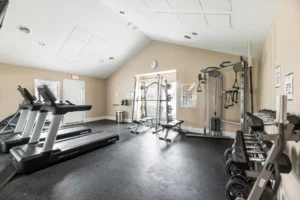 Oaks of Woodlawn gym