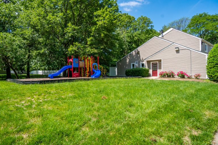 Oak Creek Town Homes