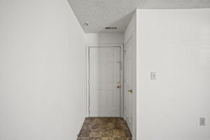 Mallard Cove Apartments Entry