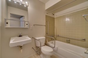 Wesley Apartments Bathroom