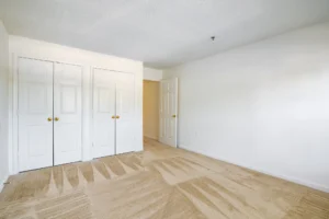 Stafford Lakes apartments bedroom