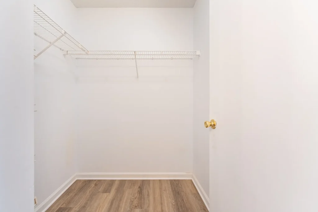 Wilton Farm Apartments 40
